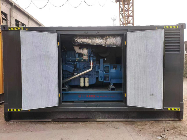 岳塘柴油发电机组的电瓶应该如何选择？