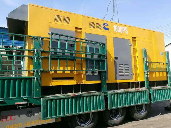 岳塘测量水冷式机油散热器密封件尺寸时的注意事项有哪些？